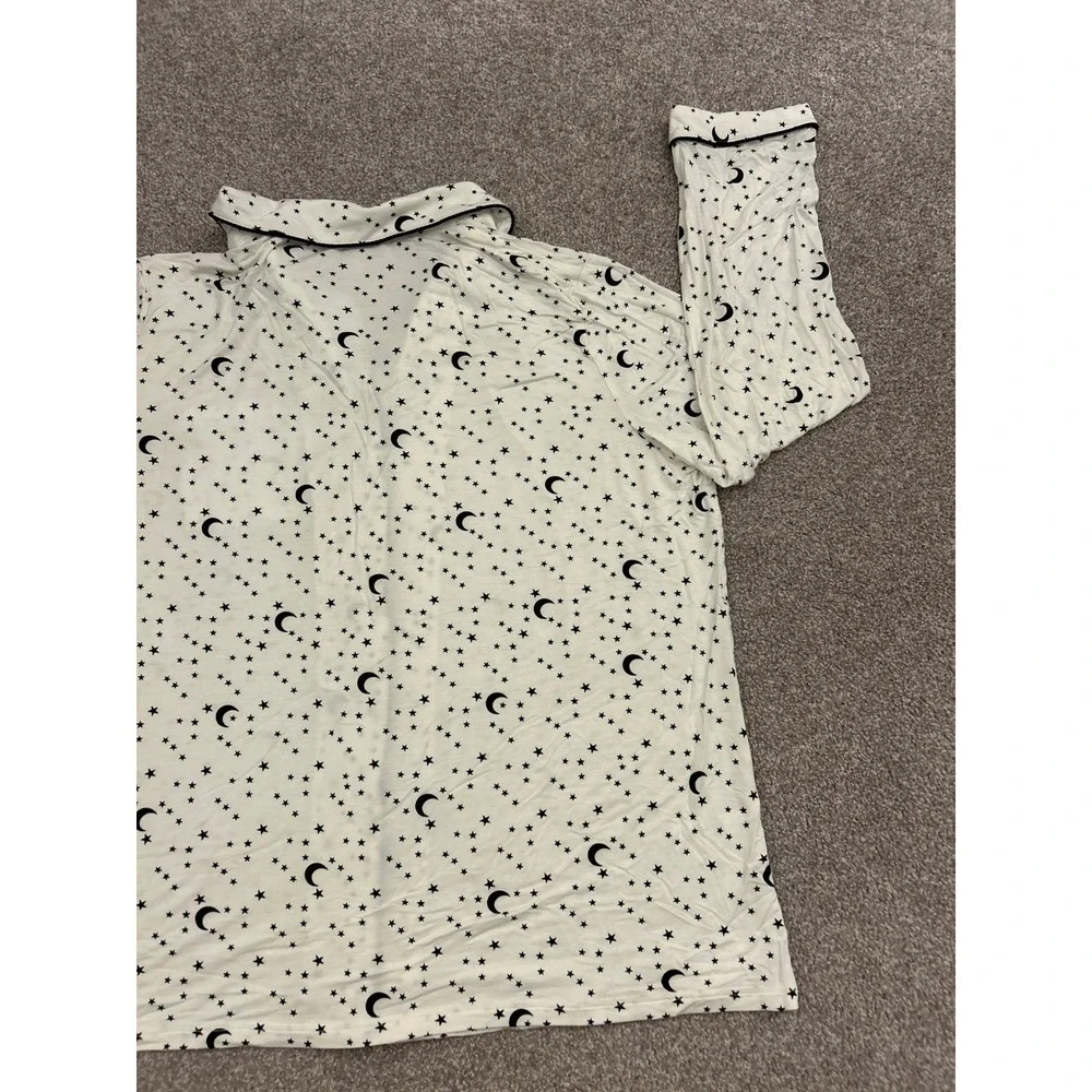 Cozy Soft Pajama Top Womens XL White Celestial Moon Star Print Excellent L/S